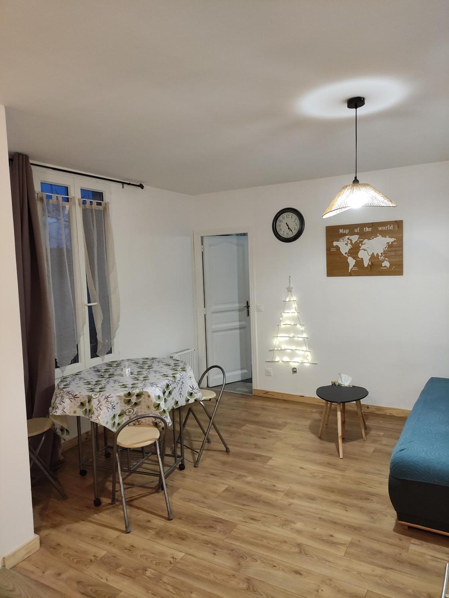 Charmant Appartement A 25 Minutes De Paris. Argenteuil Exterior photo